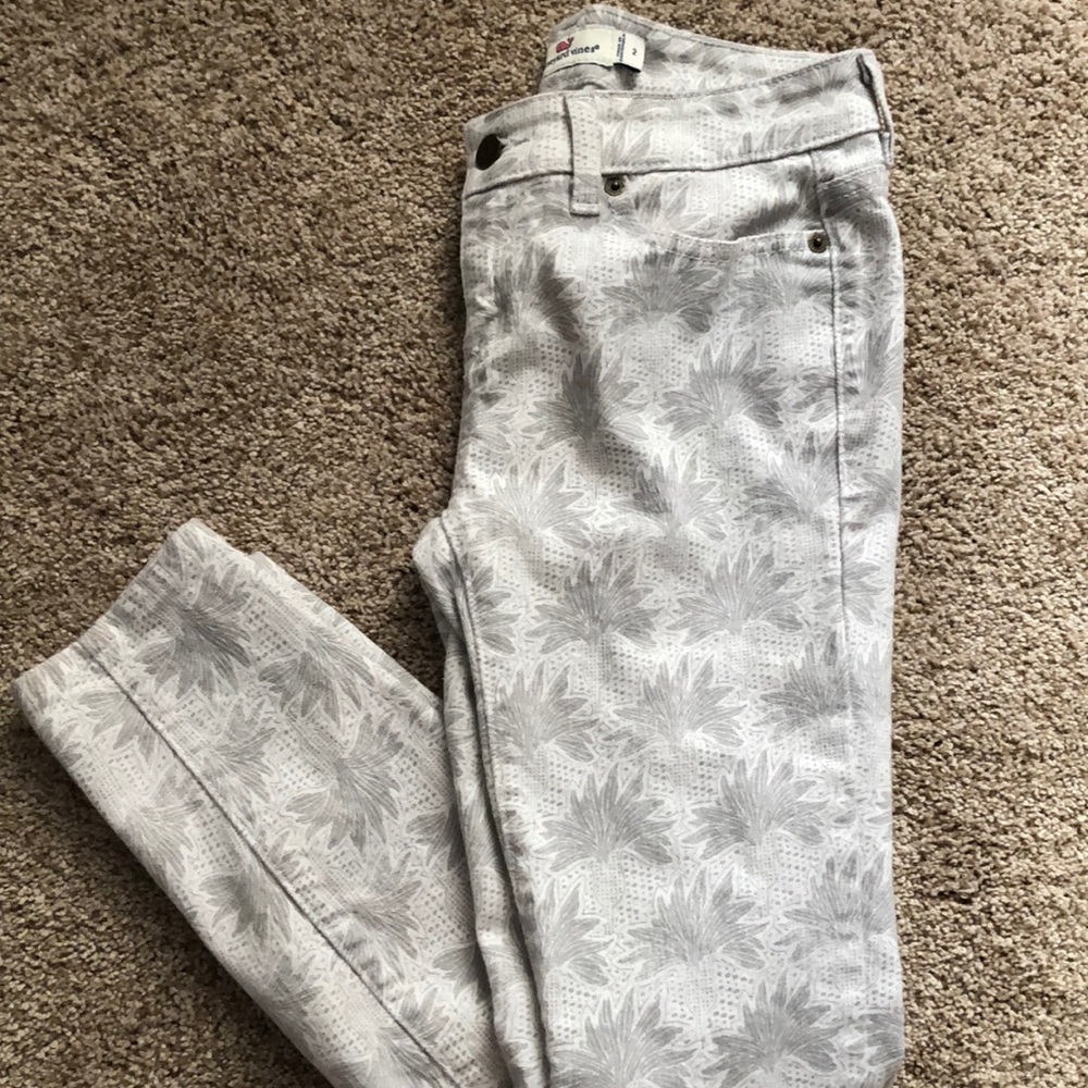 Vineyard Vines patterned pants